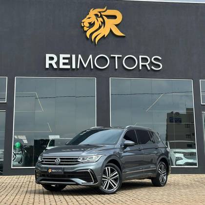 VOLKSWAGEN TIGUAN 2.0 300 TSI GASOLINA ALLSPACE R-LINE AUTOMÁTICO VOLKSWAGEN TIGUAN 2.0 300 TSI GASOLINA ALLSPACE R-LINE AUTOMÁTICO